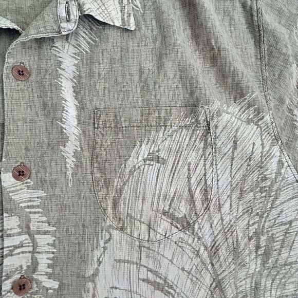 Tommy Bahama Mens XL Shirt Silk Green Ivory Print Button Down Short Sleeve - Picture 14 of 16